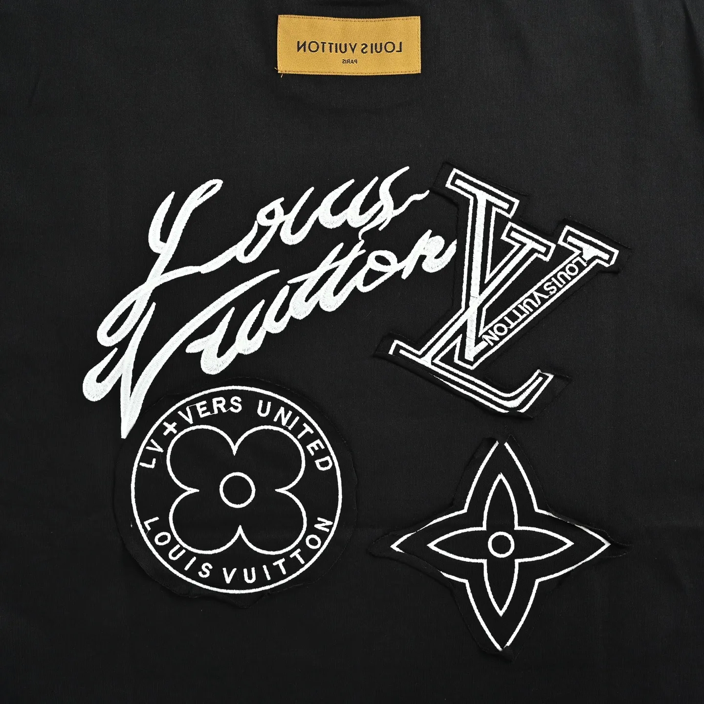 Louis Vuitton/Louis Vuitton three-flower large patch embroidered round neck short sleeves on the back